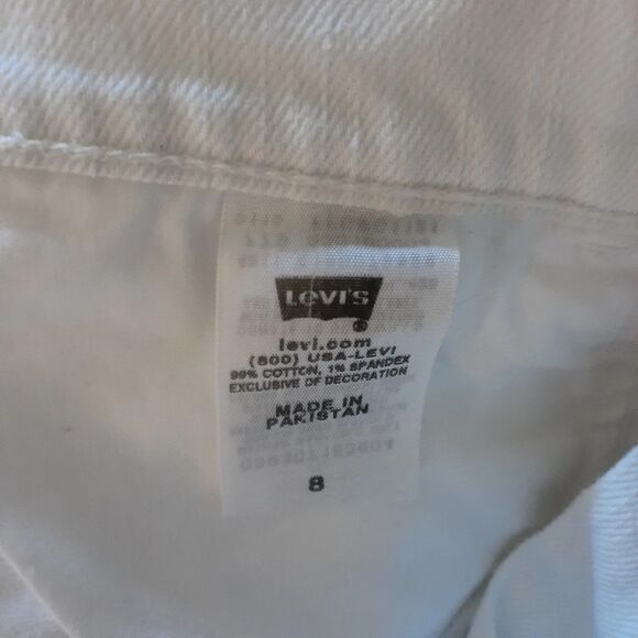 Levis 515 Shorts Classic White Summer Womens 8 M  Mid Rise Stretch  4.5 Inseam - Picture 7 of 8